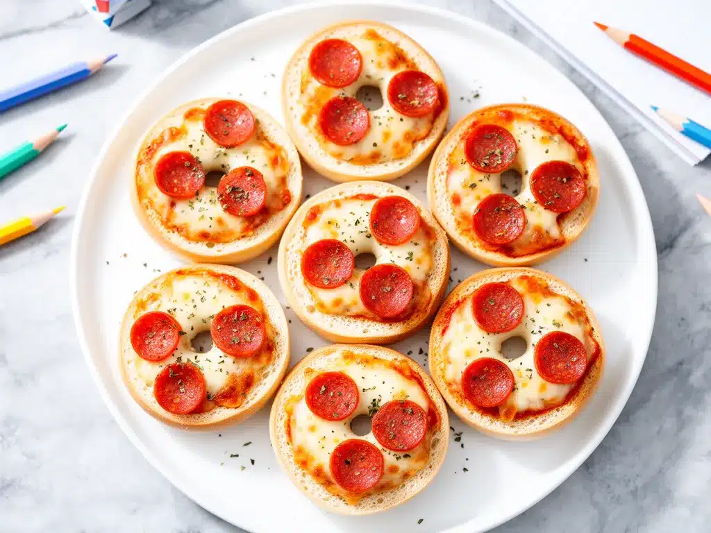 Mini Bagel Pizza Snacks: Easy 10-Min Back-to-School Recipe 4 mini bagel pizza snacks preparation steps