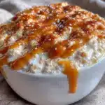 high-protein cottage cheese overnight oats - featured image